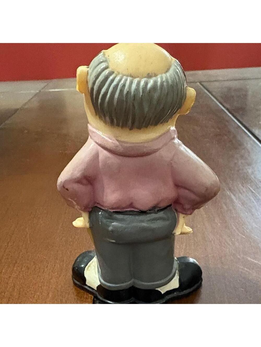vintage collectible figurine by R. & W. Berries Co. - Picture 6 of 6